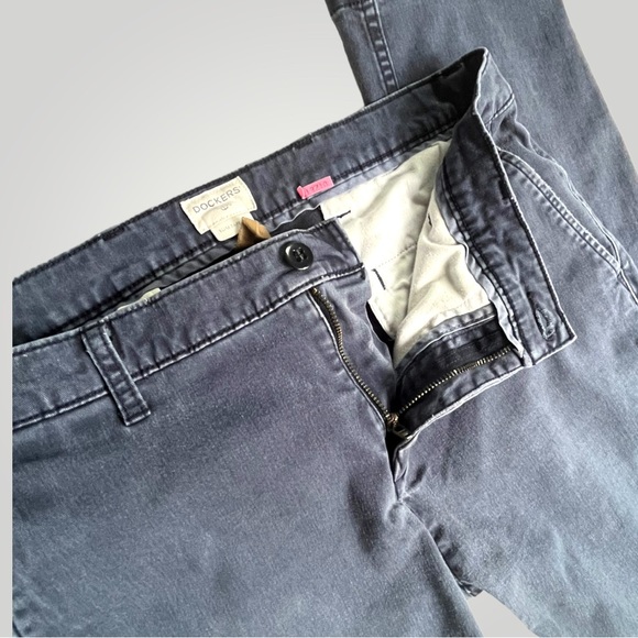 Dockers Blue Chinos/Khaki’s 31”x27” - Picture 13 of 16